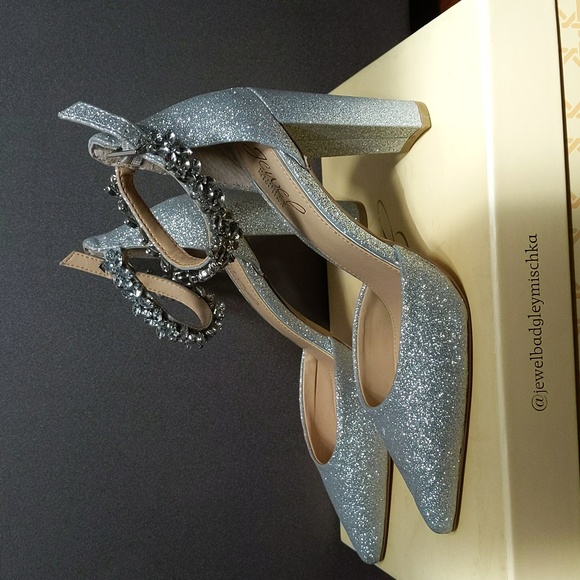 NIB Jewel Badgley Mischka Women's Ollie High Heel Pump Silver - Picture 2 of 14